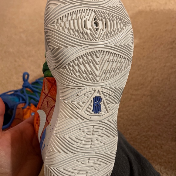 Kyrie 5 \'SpongeBob SquarePants main image 10